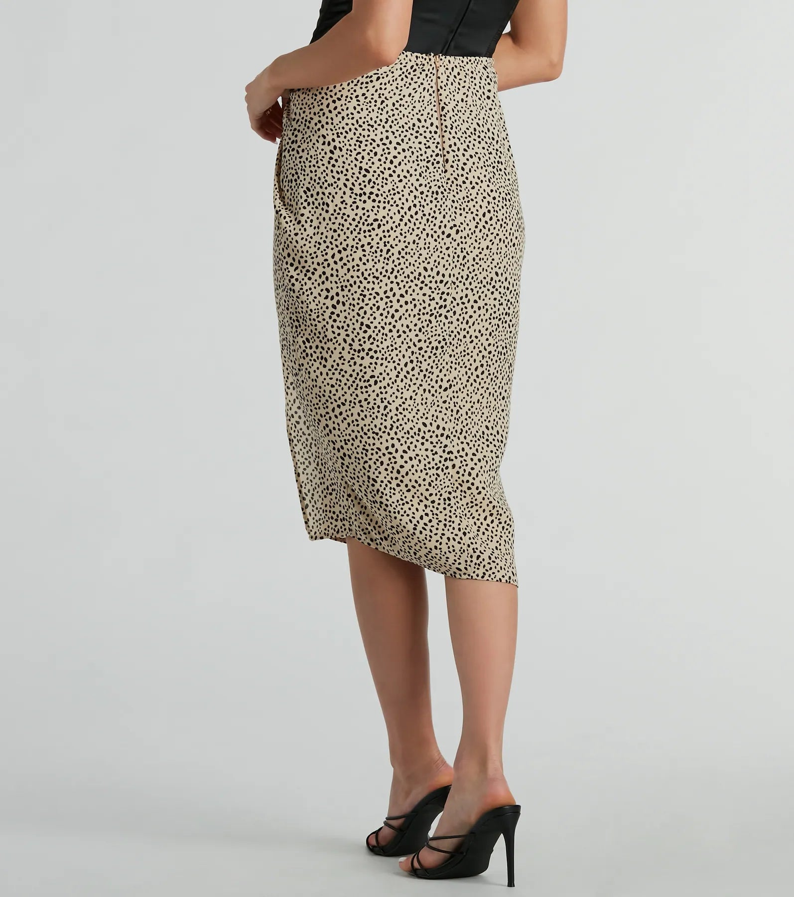 Daringly Wild High-Rise Cheetah Print Midi Skirt