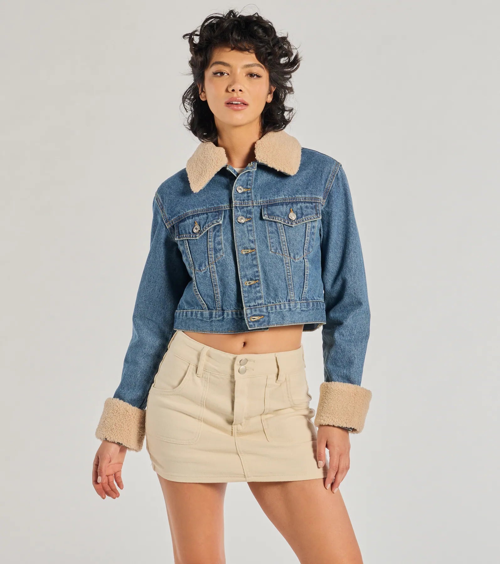 Trendy Faux Sherpa Trimmed Denim Trucker Jacket