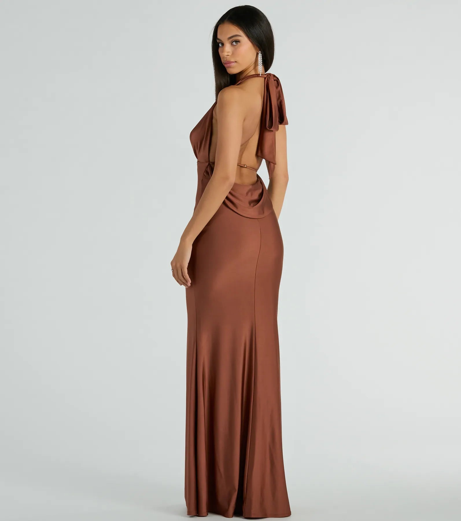 Dallas V-Neck Halter Open Back Mermaid Formal Dress