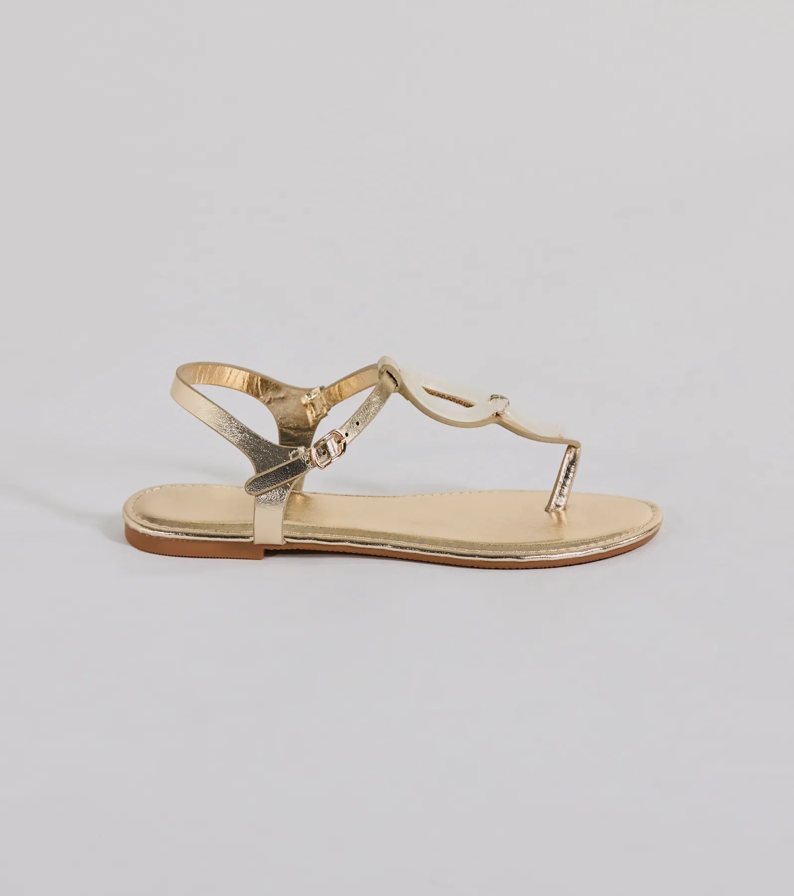 Beachy-Chic Shell Thong Strap Sandals