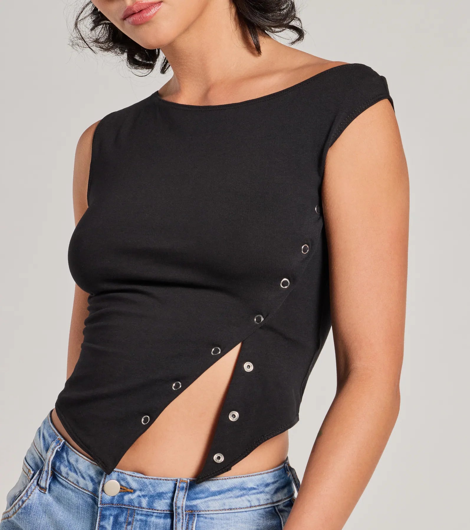 Minimal Aesthetic Off-Shoulder Button Crop Top