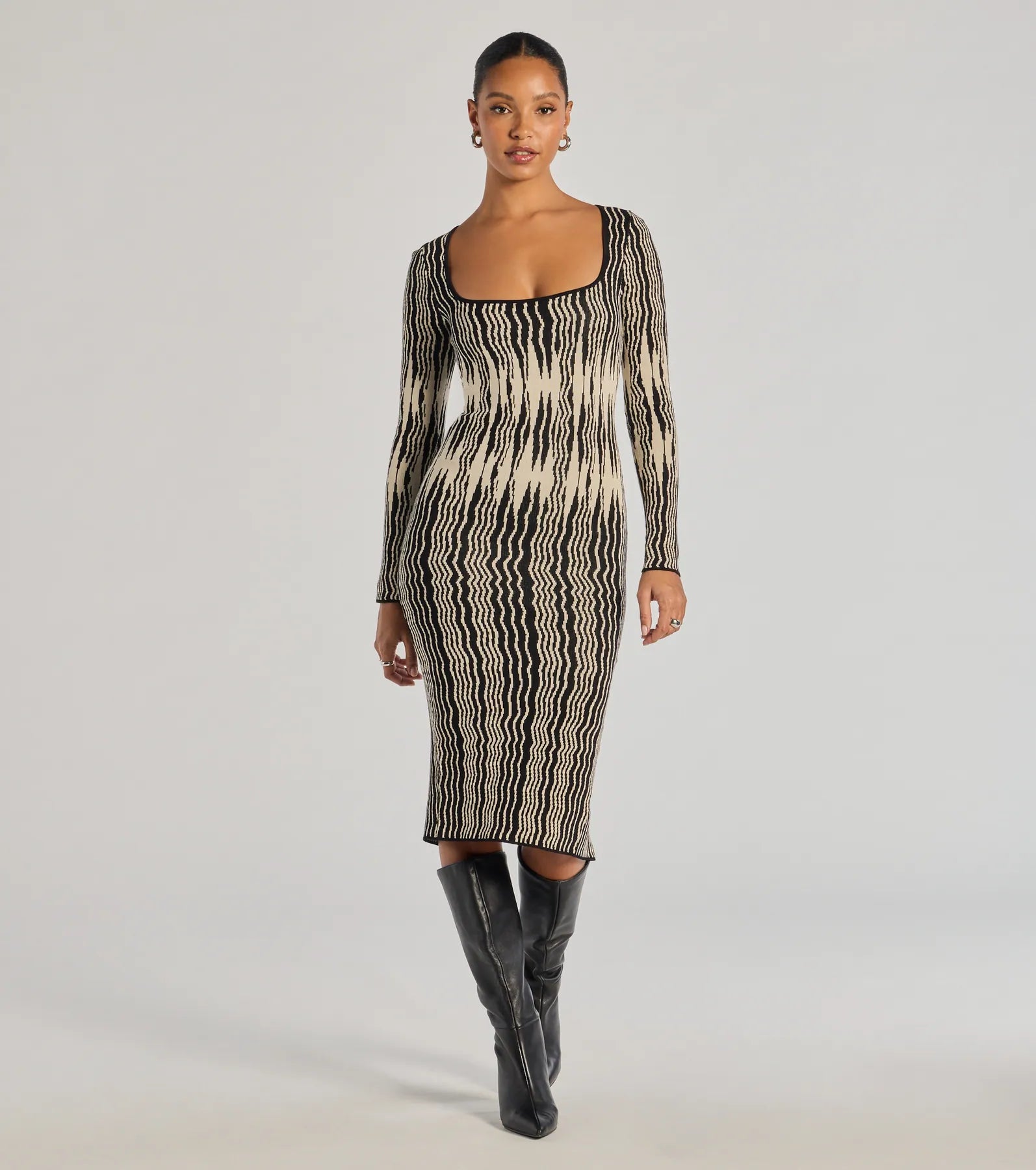 Trendy Look Abstract Striped Knit Midi Sweater Dress