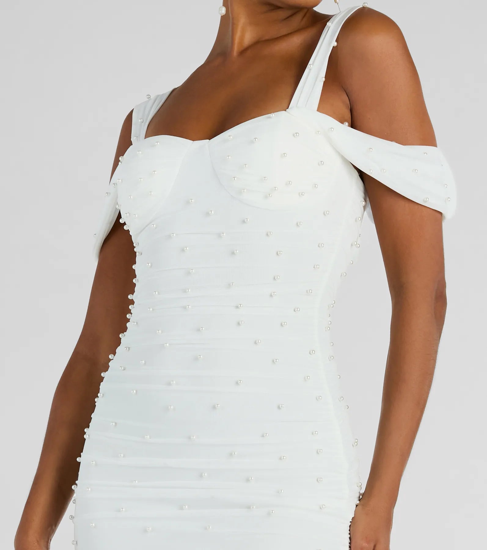 Breathtaking Impression Faux Pearl Bodycon Mini Dress