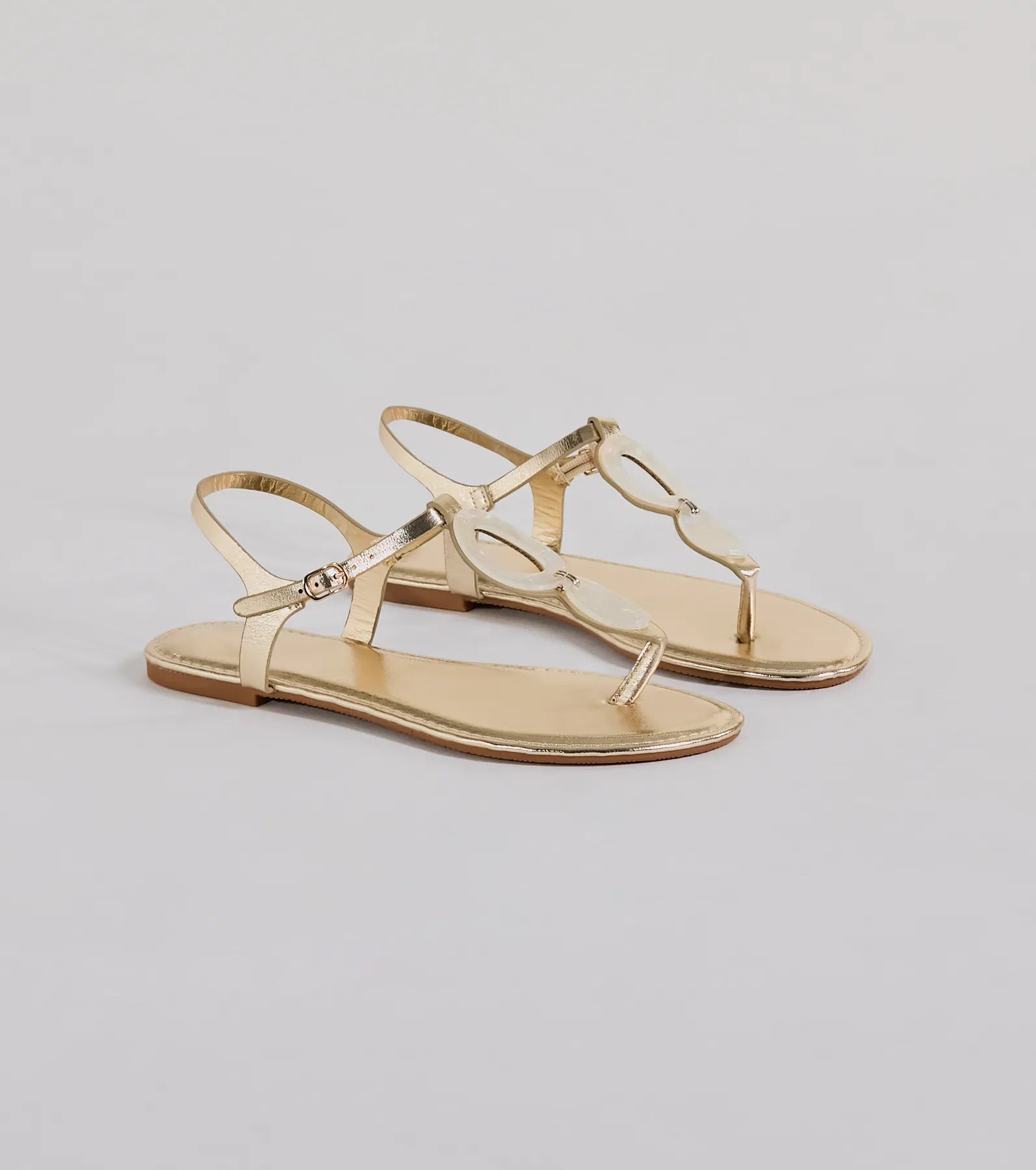 Beachy-Chic Shell Thong Strap Sandals