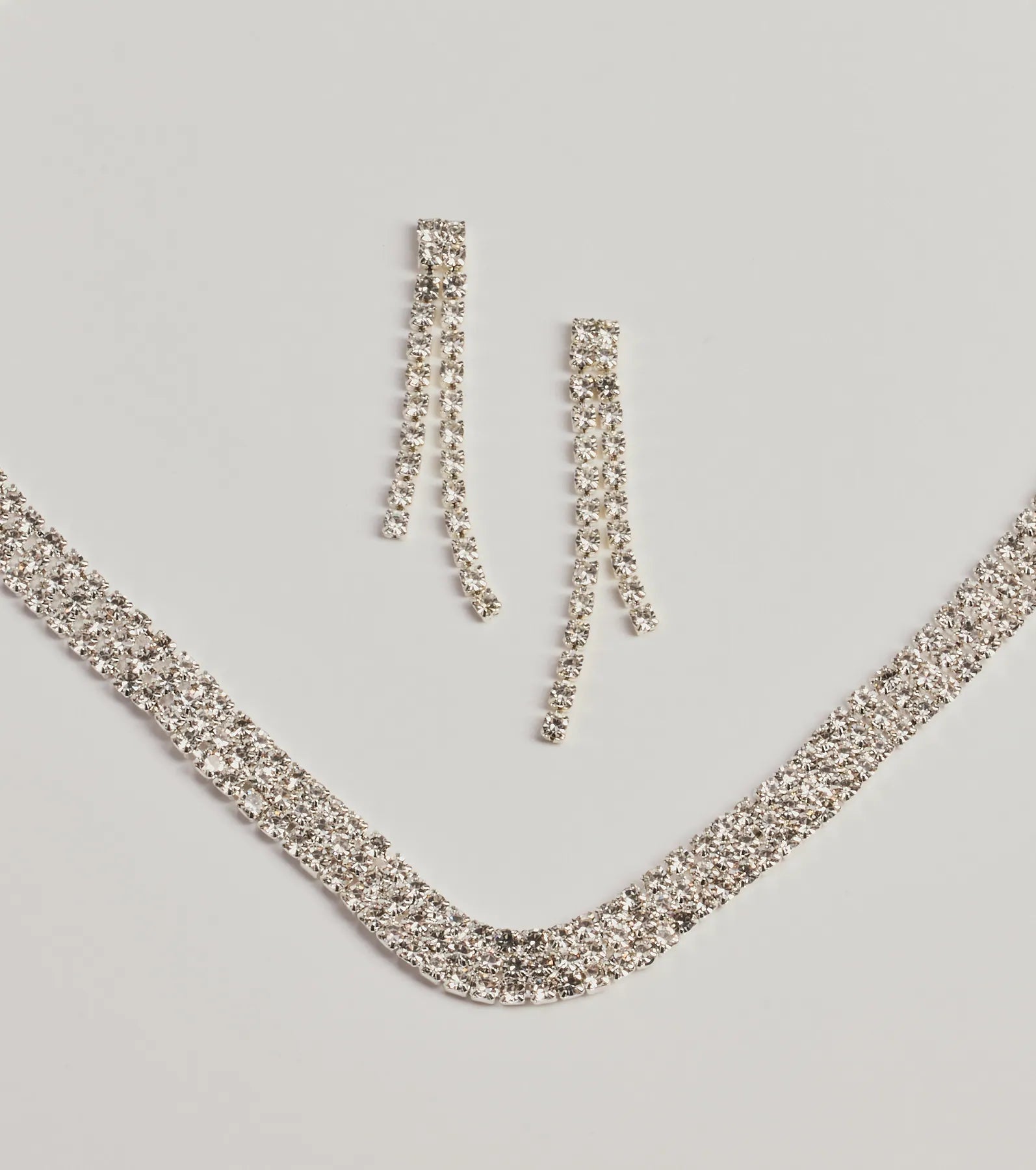 Gorgeous Shimmer Rhinestone Necklace And Earring Set