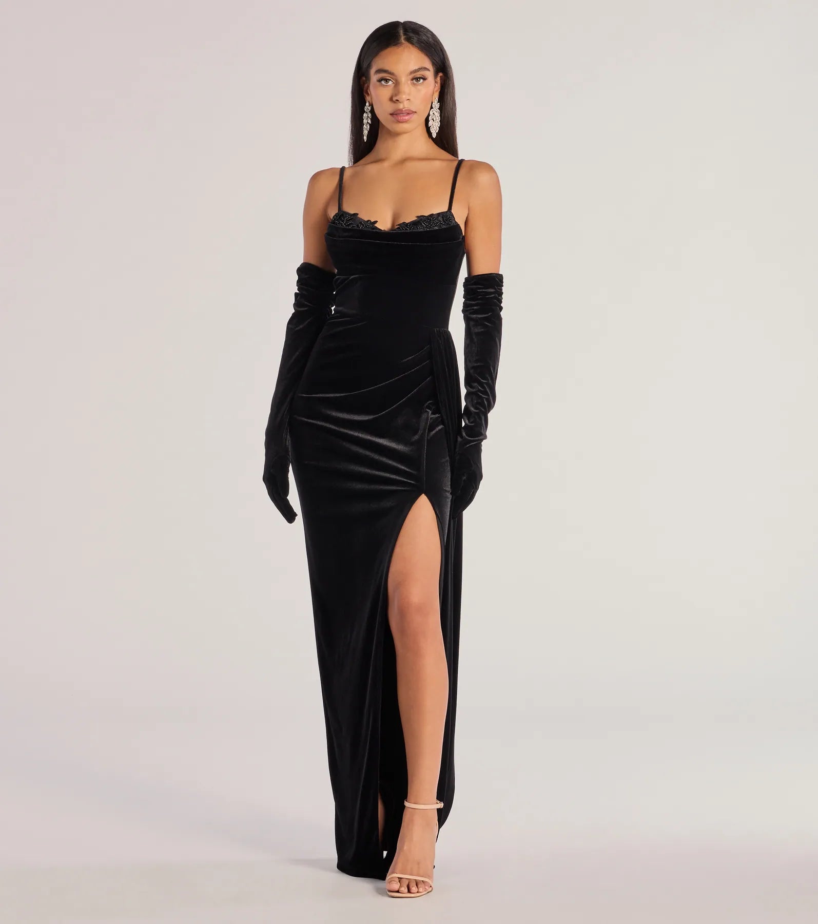 Inez Beaded Applique Velvet Formal Dress With Gloves