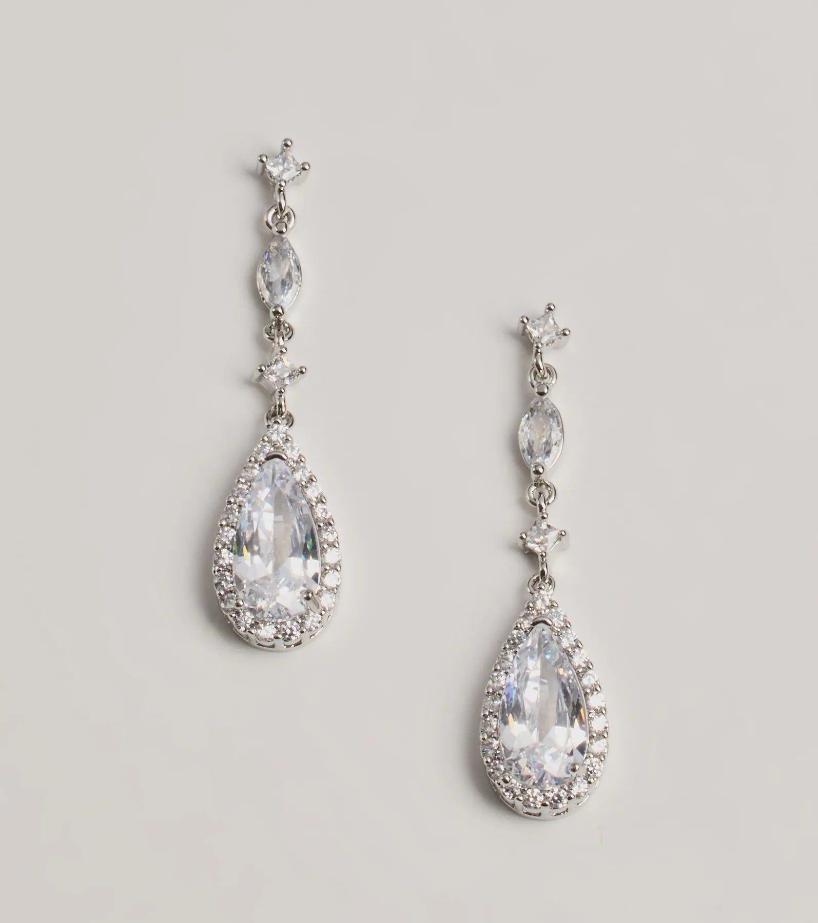 Memorable Dazzle Rhinestone Teardrop Earrings