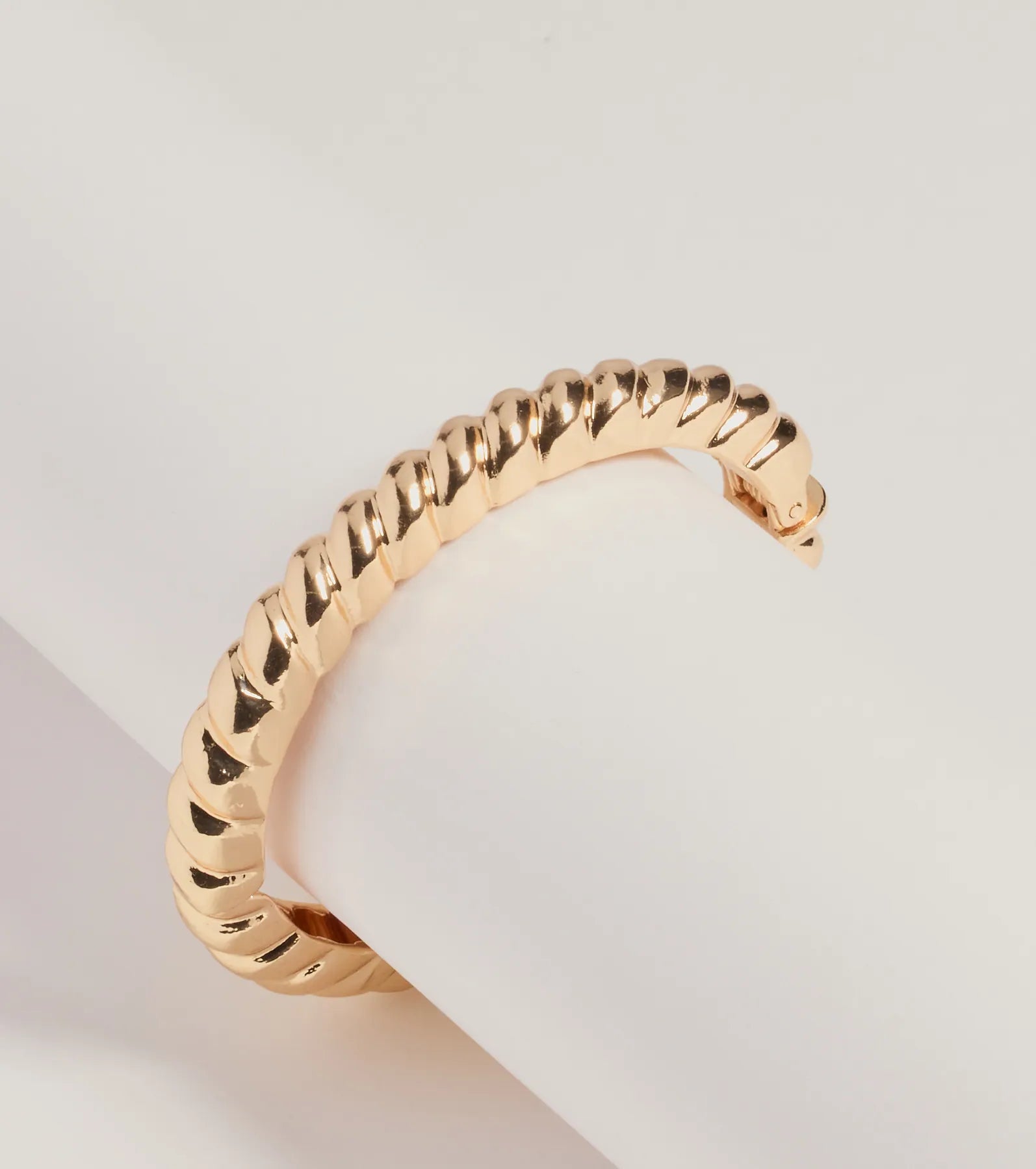 Sleek Glamour Clasp Bangle Bracelet