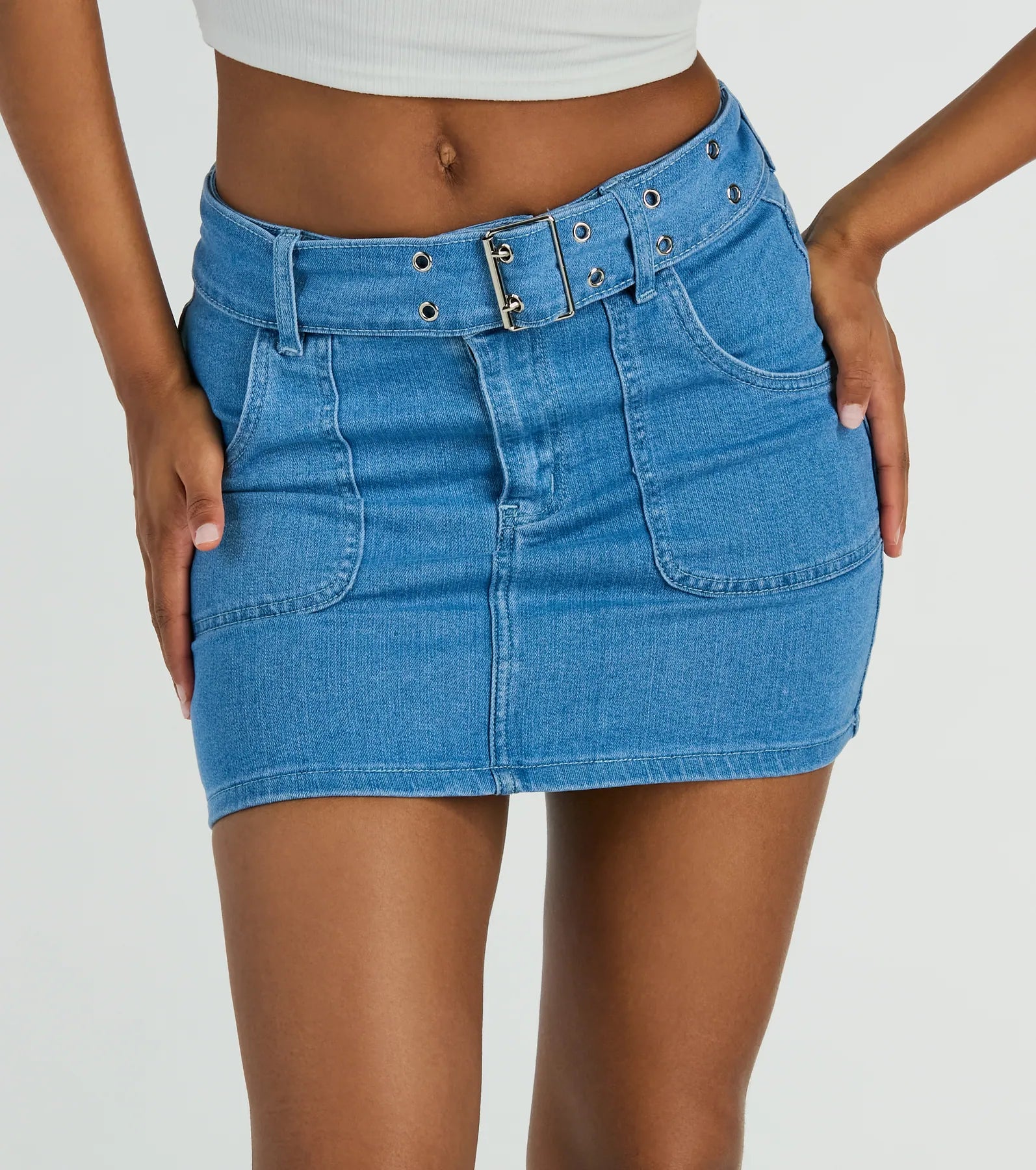 Trendsetting Look Belted Denim Mini Skirt