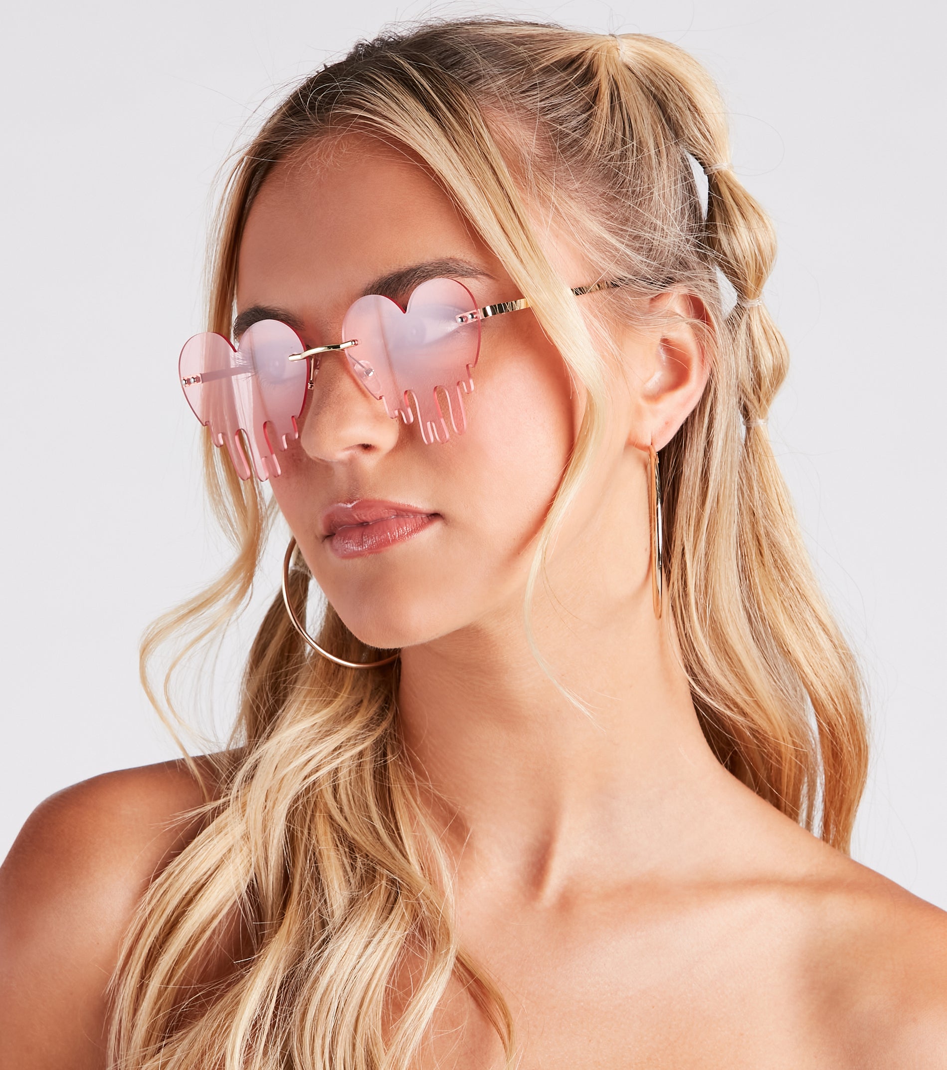 Major Heart Eyes Statement Sunglasses