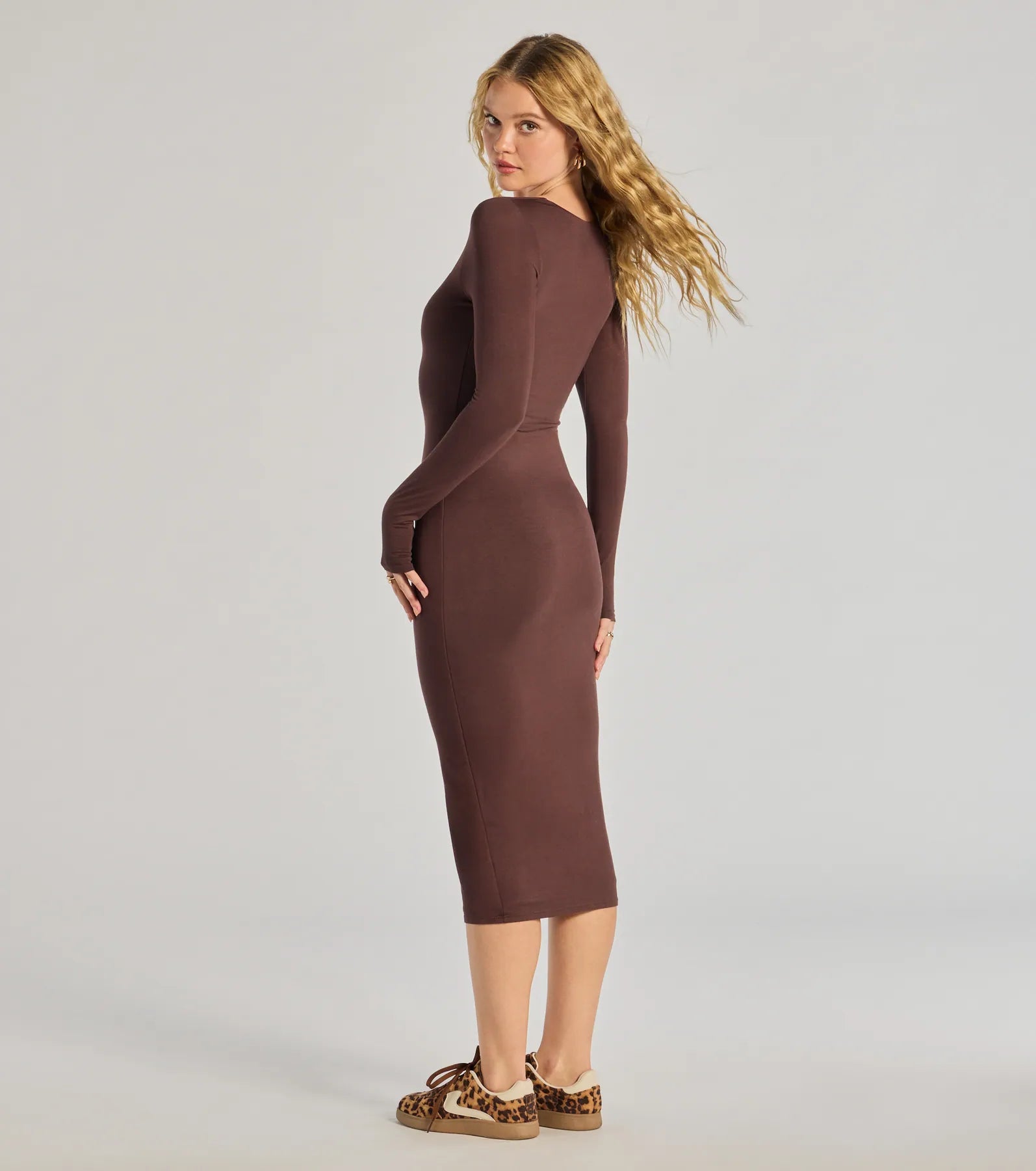 Modern Minimalist Long Sleeve Midi Dress