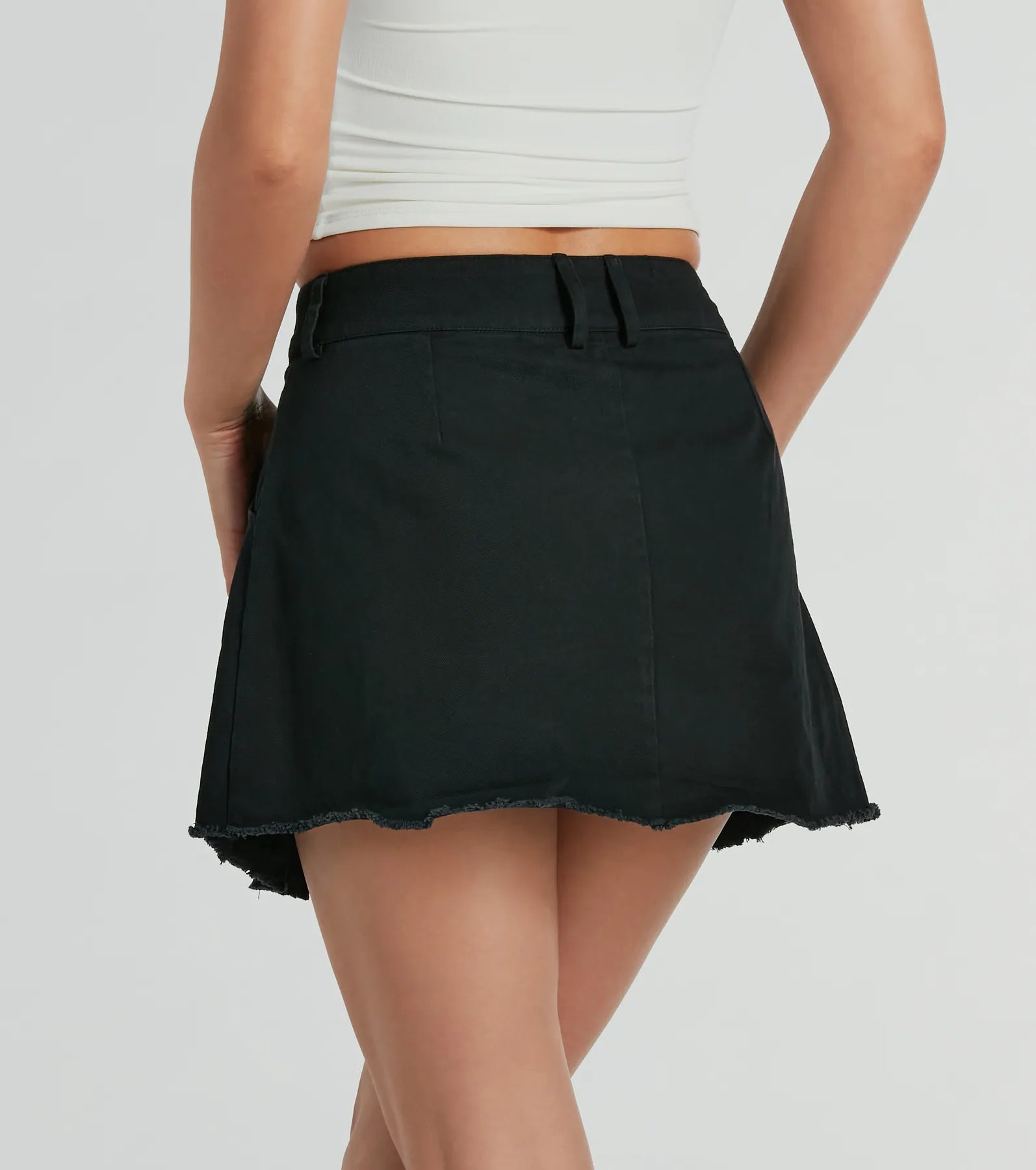 Cutting Edge Mid Rise Pleated Denim Skort