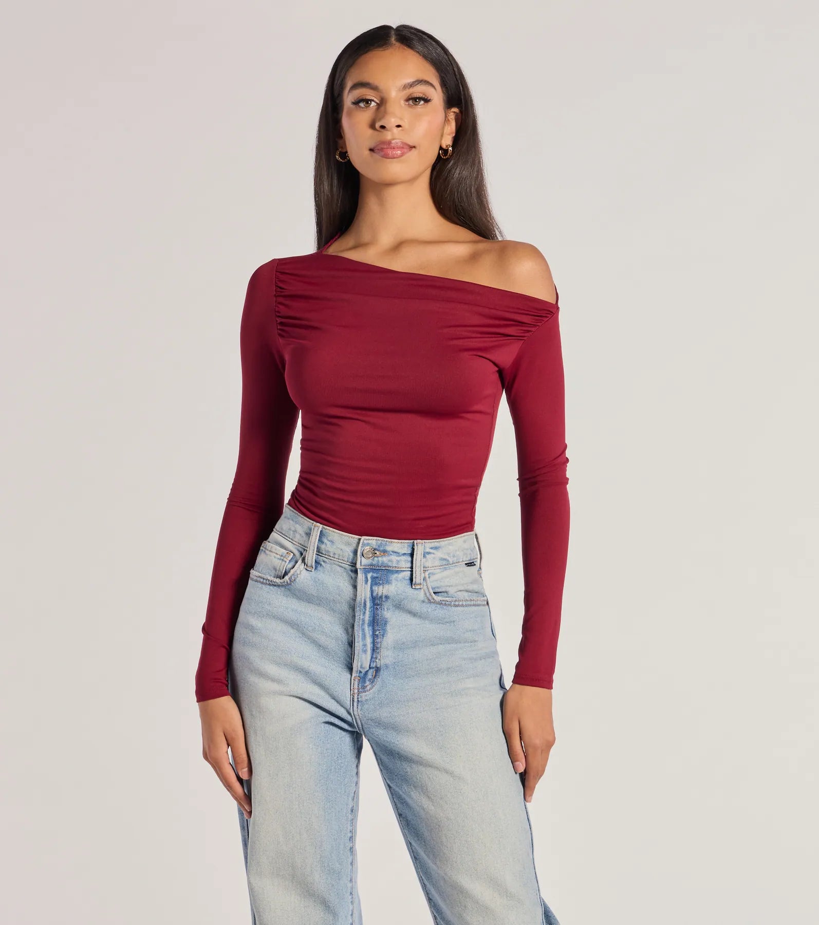 Chic Showstopper Off-The-Shoulder Top