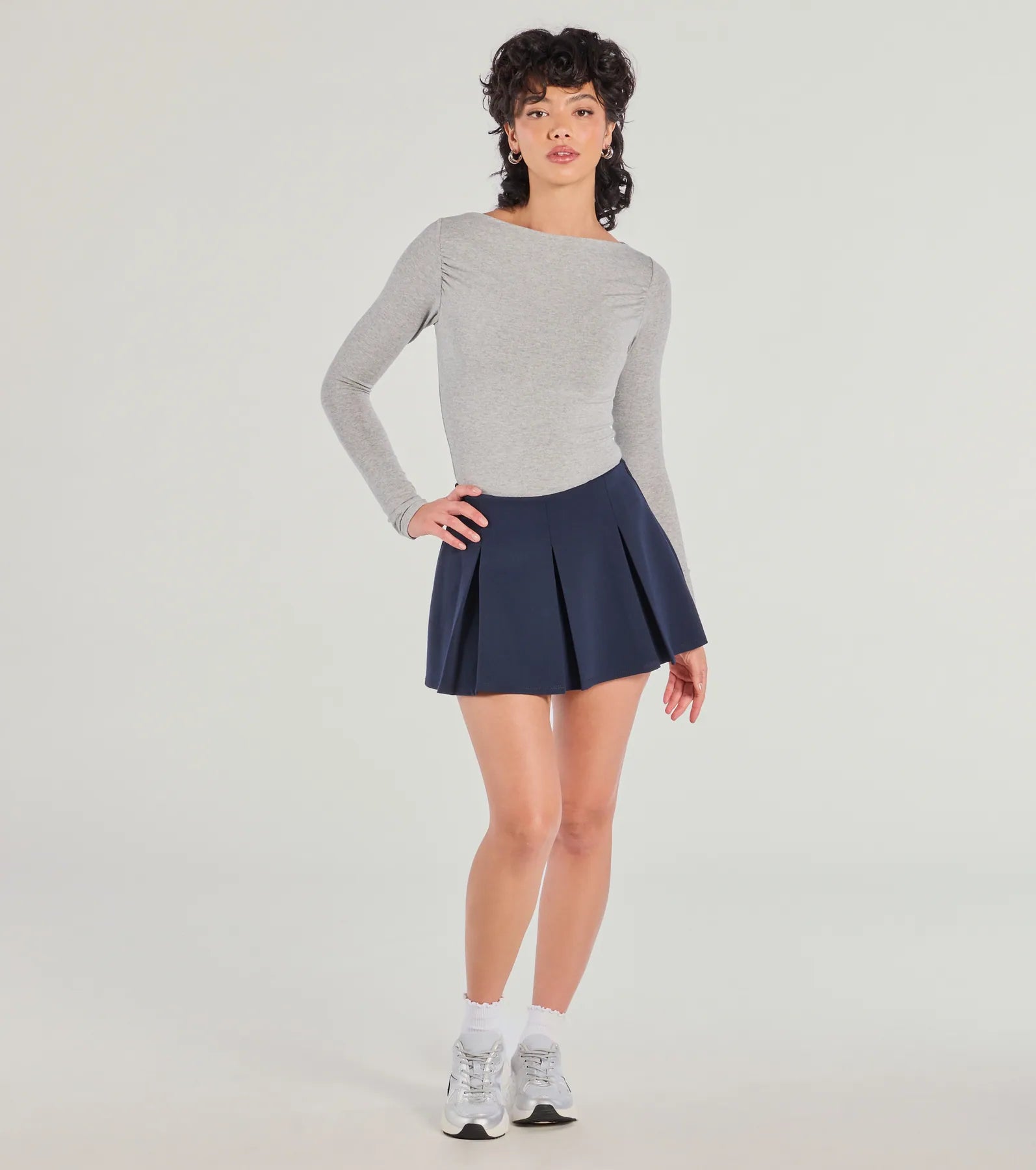 Cute Basic Boat Neck Long Sleeve Crop Top